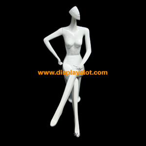 M63-femaleheadlessbentleg