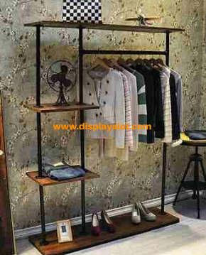 Rustic pipe rail system